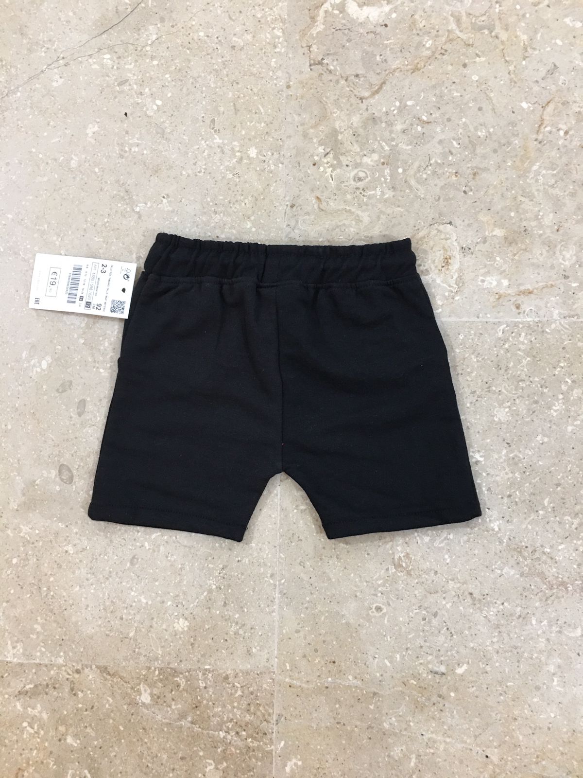 C&A Black Short